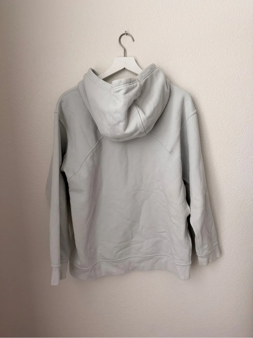 lululemon athletica has flaws